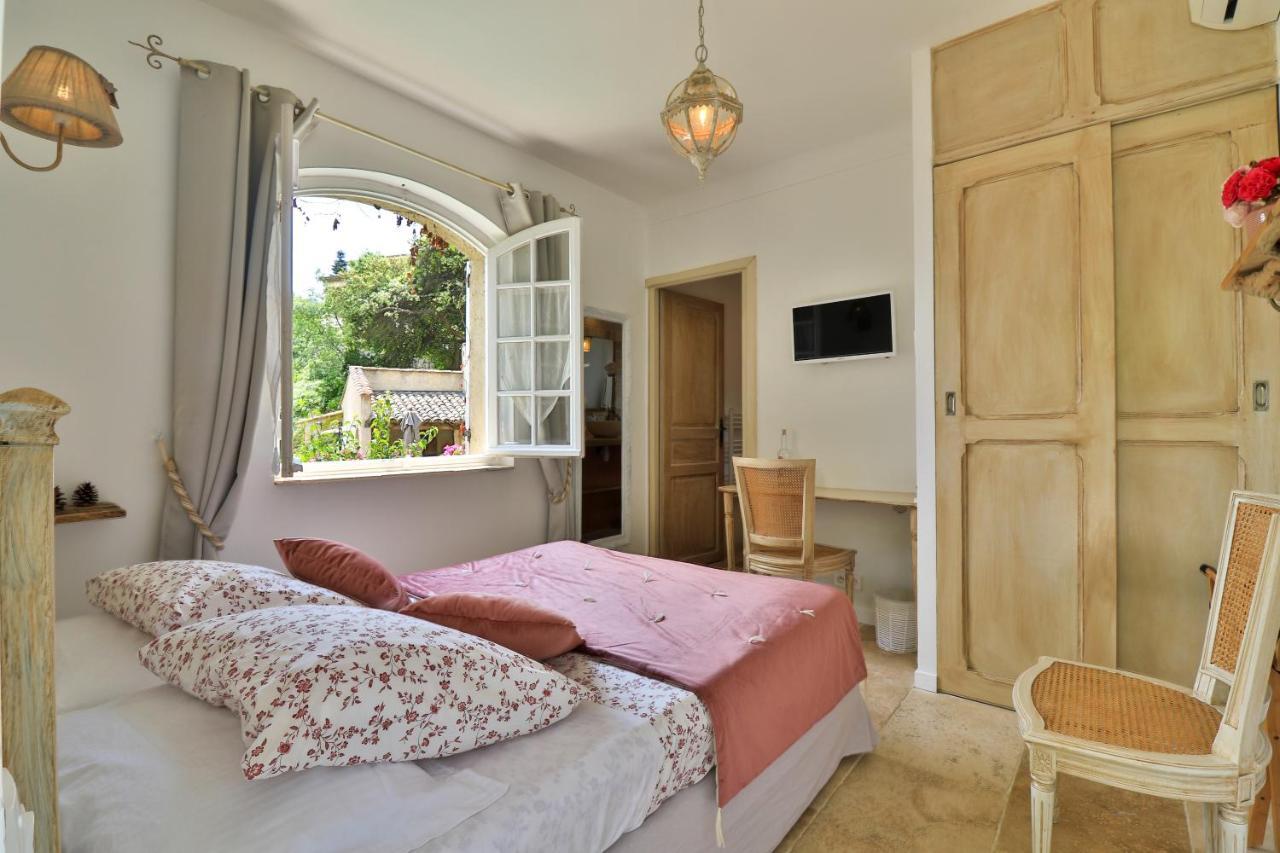 Le Mazet De Tourrettes Bed & Breakfast Eksteriør bilde