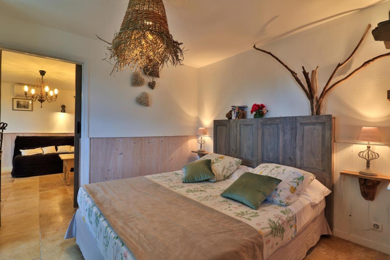 Le Mazet De Tourrettes Bed & Breakfast Eksteriør bilde