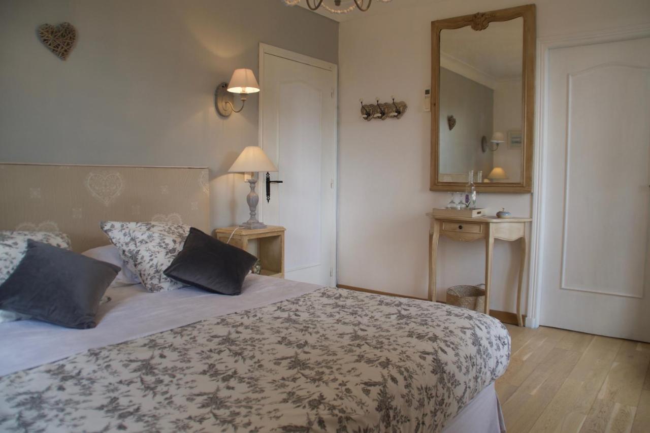 Le Mazet De Tourrettes Bed & Breakfast Eksteriør bilde