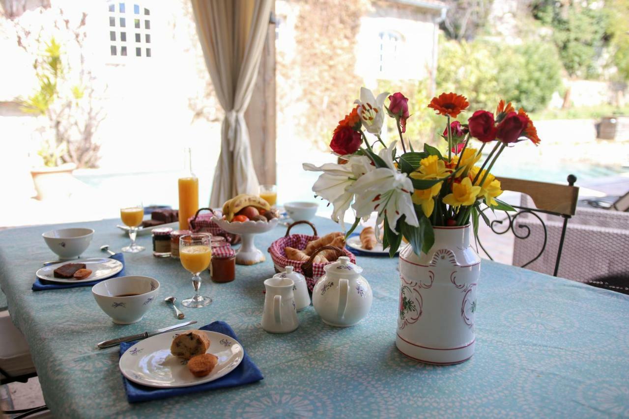 Le Mazet De Tourrettes Bed & Breakfast Eksteriør bilde