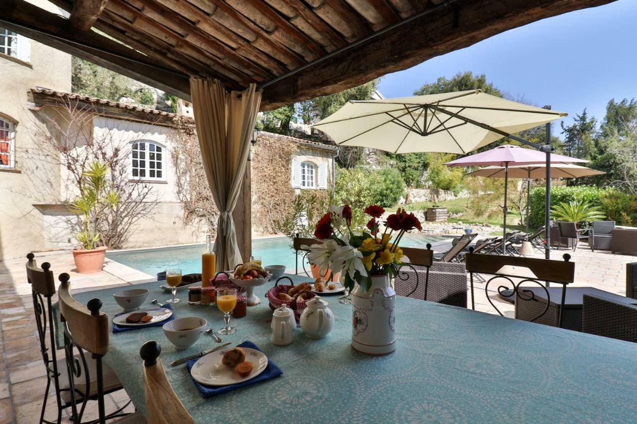 Le Mazet De Tourrettes Bed & Breakfast Eksteriør bilde